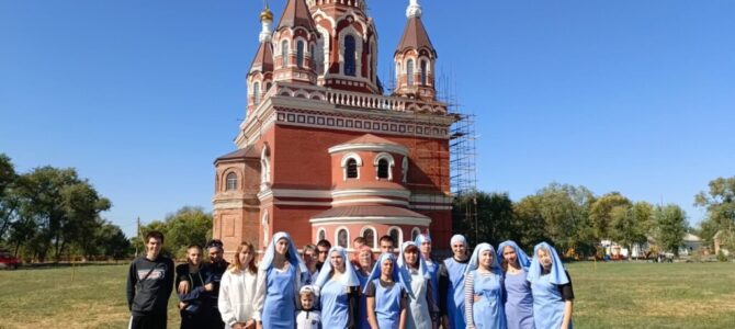 Добровольцы и сёстры милосердия Донского храма г. Новошахтинска приняли участие в   фестивале «Свежий ветер-2023».