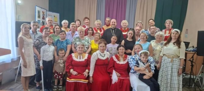 В посёлке Соколово-Кундрюченский прошёл праздник «Семья – великий символ жизни» В посёлке Соколово-Кундрюченский прошёл праздник «Семья – великий символ жизни»