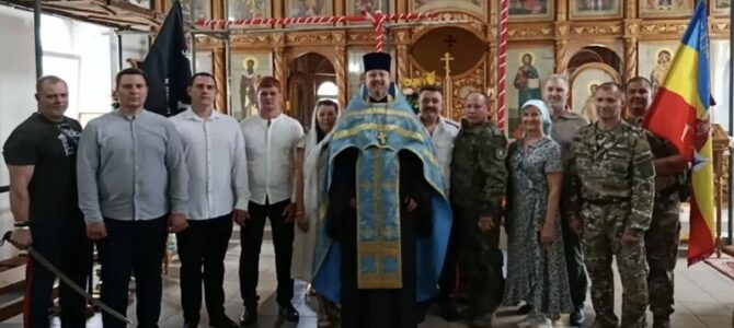 В Донском храме Новошахтинска состоялся круг казаков станицы Мало-Несветаевской В Донском храме Новошахтинска состоялся круг казаков станицы Мало-Несветаевской
