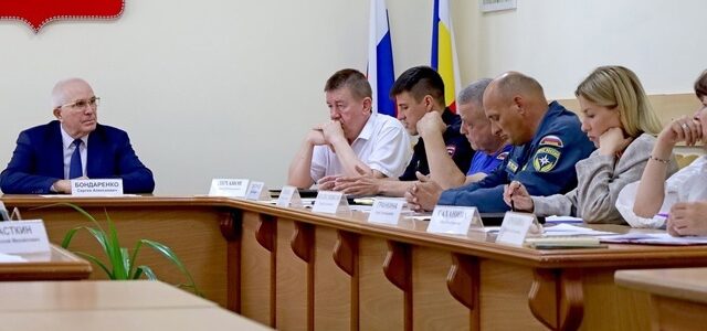 Помощник благочинного выступила с докладом на антитеррористической комиссии г. Новошахтинска.