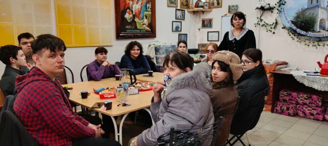 Встреча и беседа с добровольцами в Донском храме г. Новошахтинска.