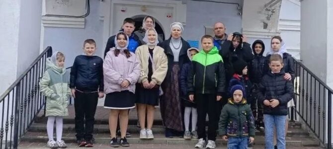 В Донском храме Новошахтинска прошла встреча для детей из семей, находящихся в трудной жизненной ситуации