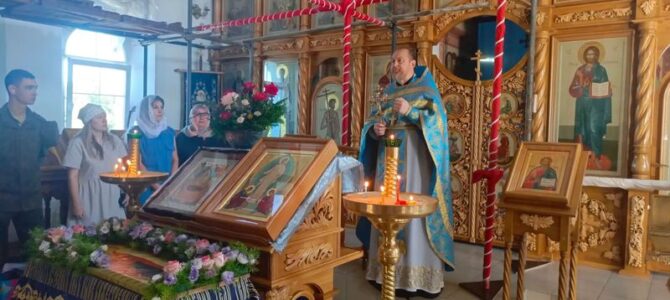 В Новошахтинске завершилась акция «Помоги собраться в школу»